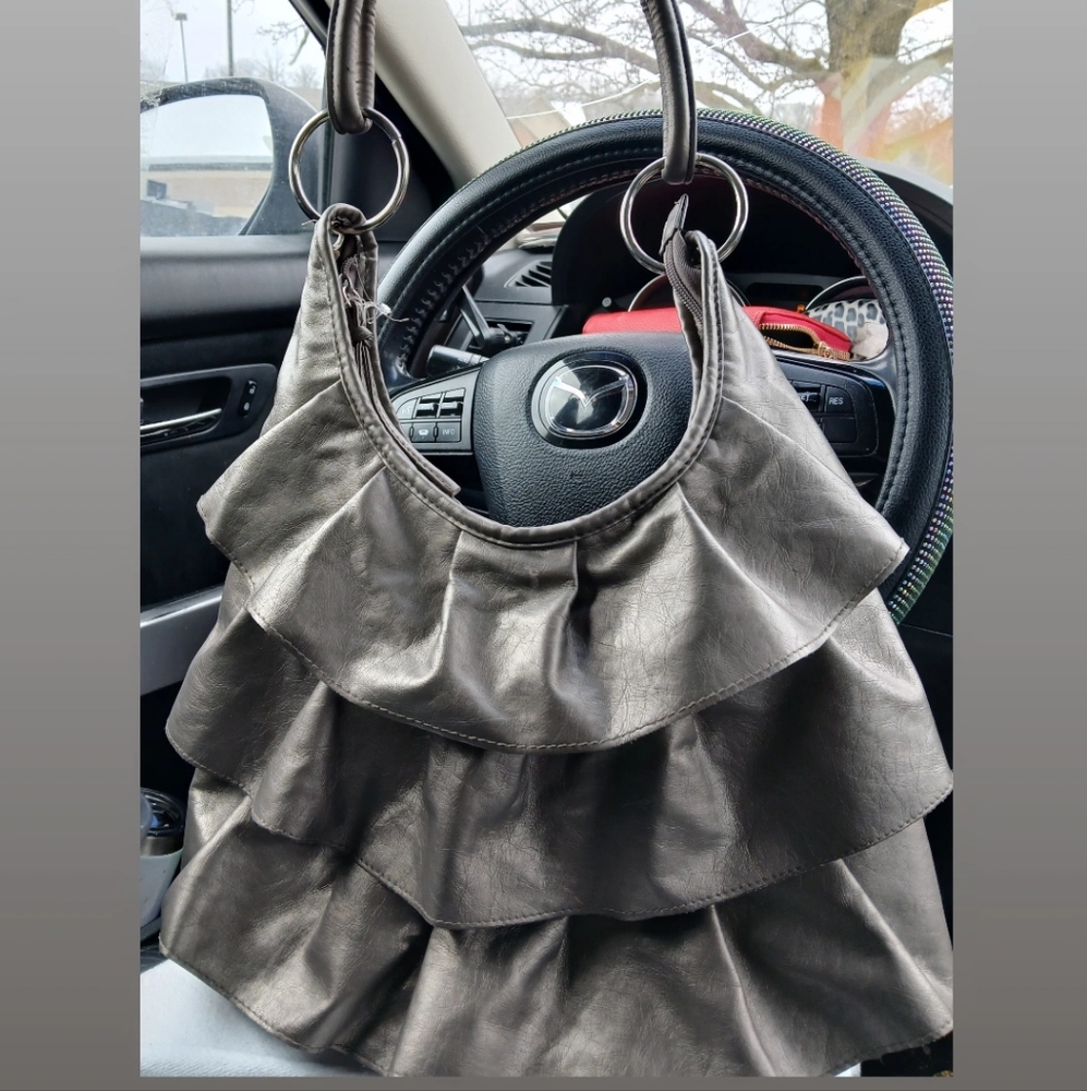 Gray Ruffled Pur🎀